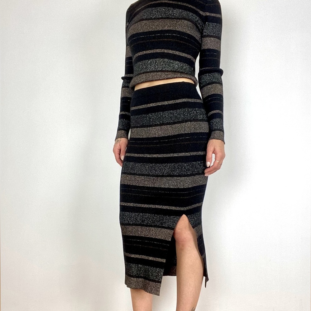House of Harlow Ribbed Knit Metallic Striped Pencil Skirt